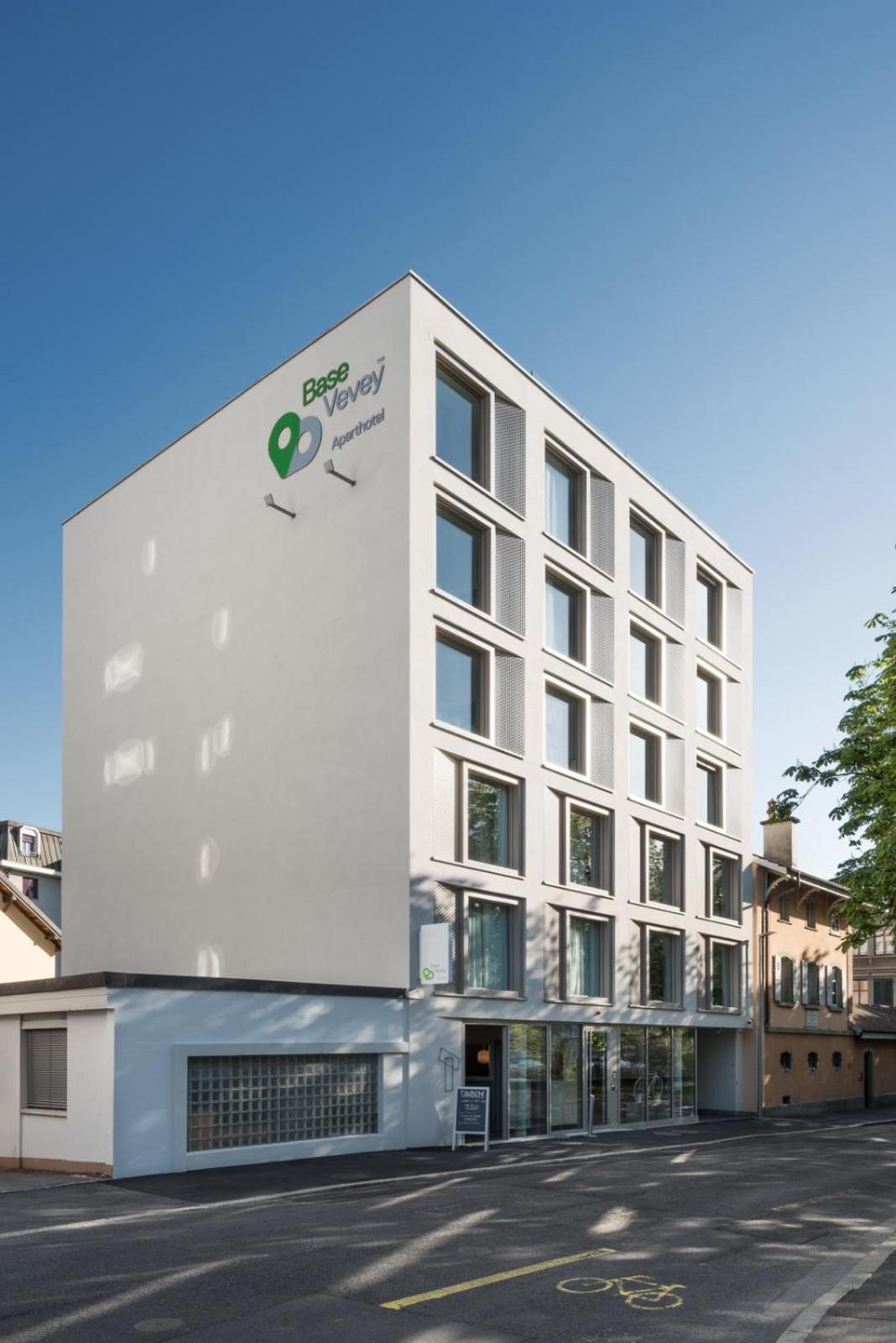 Base Vevey Hotel Exterior photo
