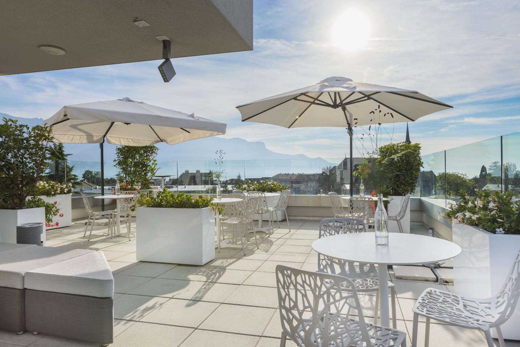 Base Vevey Hotel Exterior photo
